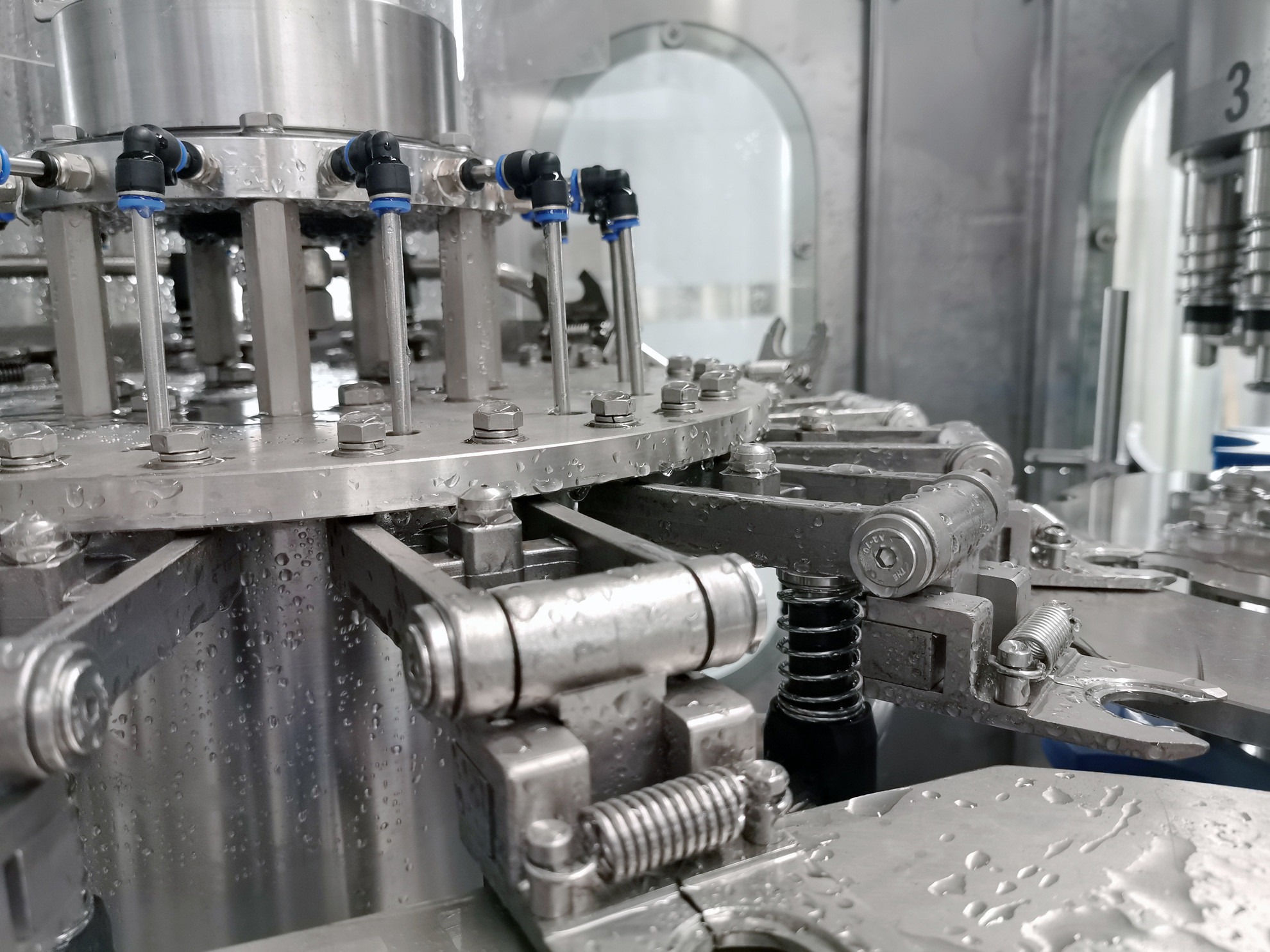 500Ml Pet Plastic Bottle Filler Machine High Performance Turnkey Project