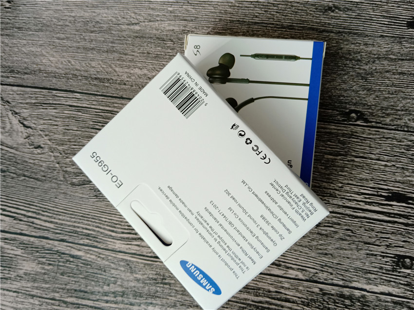 S10 In Ear Wired Earphones 3.5MM Jack Handsfree With Remote Mic