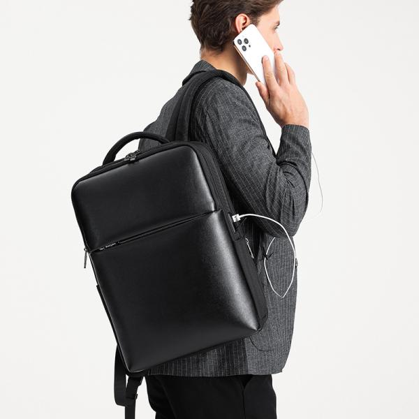 Customizable 20-39Litre Waterproof Business Backpack Zipper Closure Type