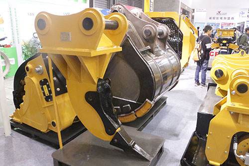 Customizable ISO-Certified Teeth Type Excavator Digger Attachment Ripper Rock Soil Ripper For Sale