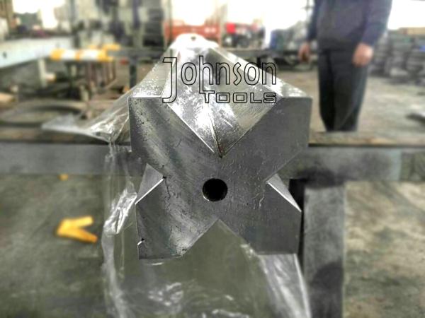 42CrMo Materials Bending Matrix Die , V Shape , More Durable Wear - Resistant