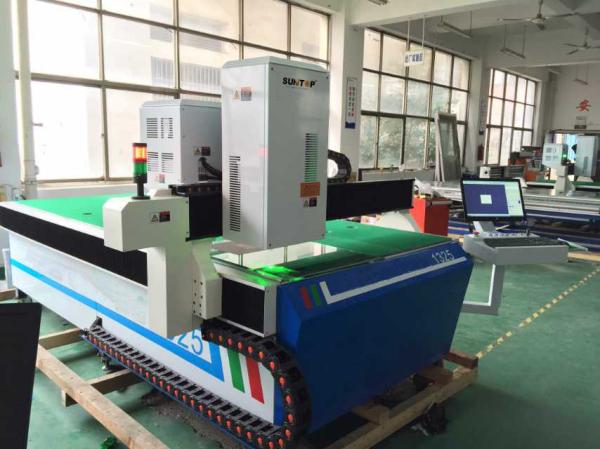 Air Cooling Large Engraving Area 2500 * 1300mm 3D Glass Laser Engraving Machine
