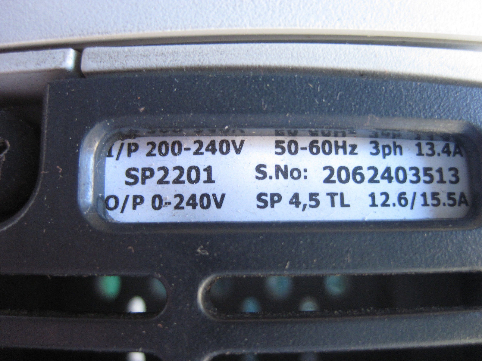 SP2201 UNIDRIVE SP WITHOUT KEYPAD 230 VAC HEAVY DUTY - 12.6 A (4 HP)