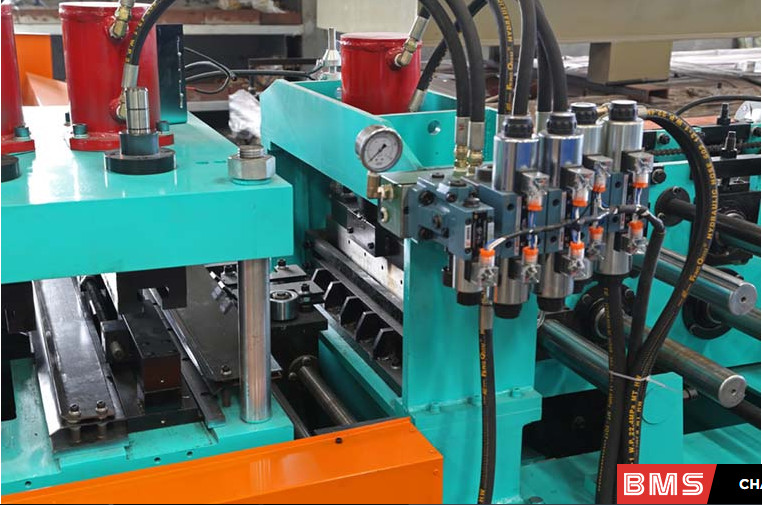 GCr15 Roller Thickness 2mm C Purlin Forming Machine