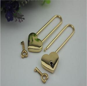 Wholesale Luxury heart shape decorative light gold wedding padlock for purse from china suppliers
