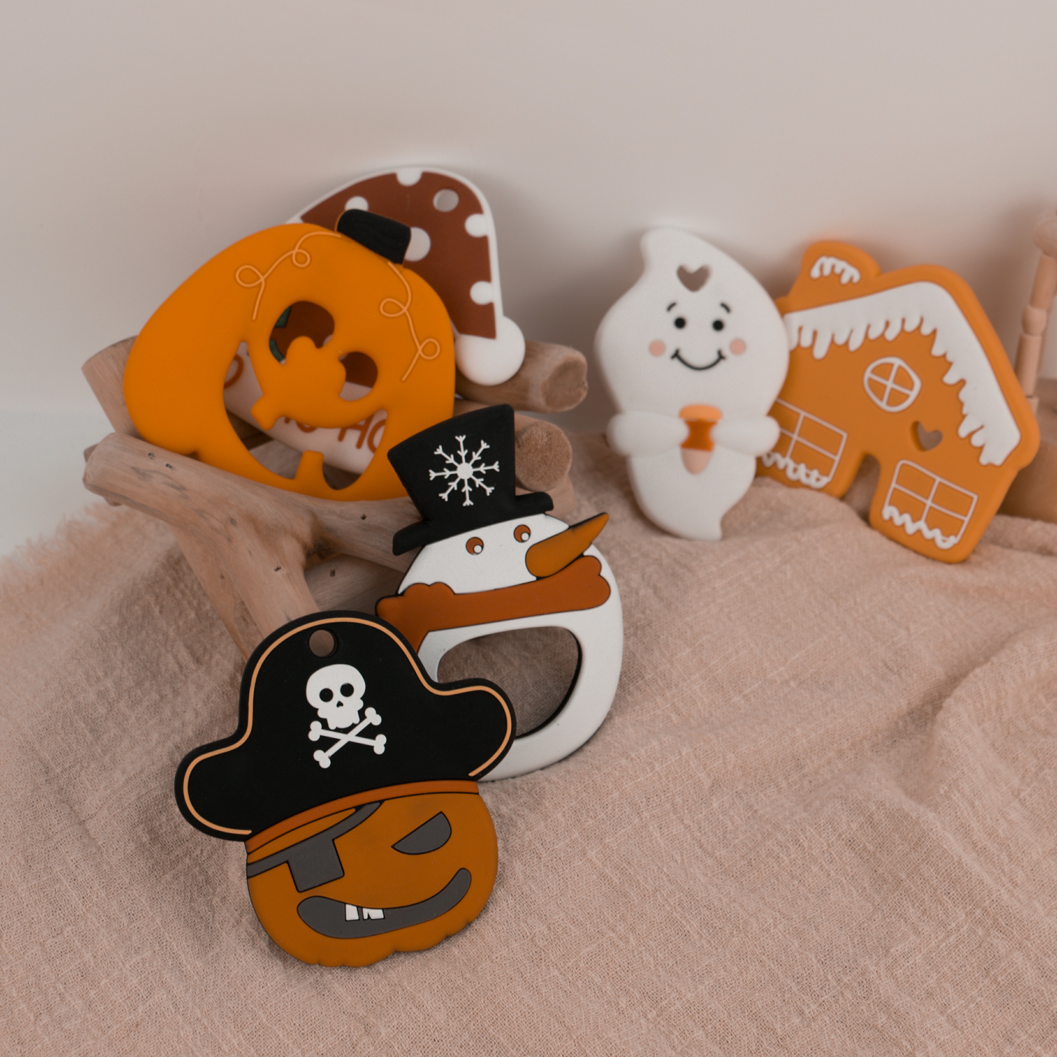 Colorful Custom Silicone Teether , Eco Friendly Gingerbread Man Teether For Baby