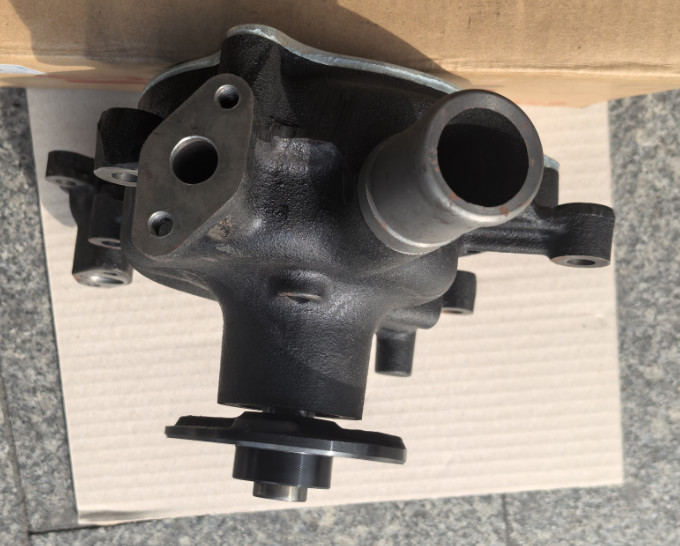 Hino P11C Water Pump For 16100-E0491
