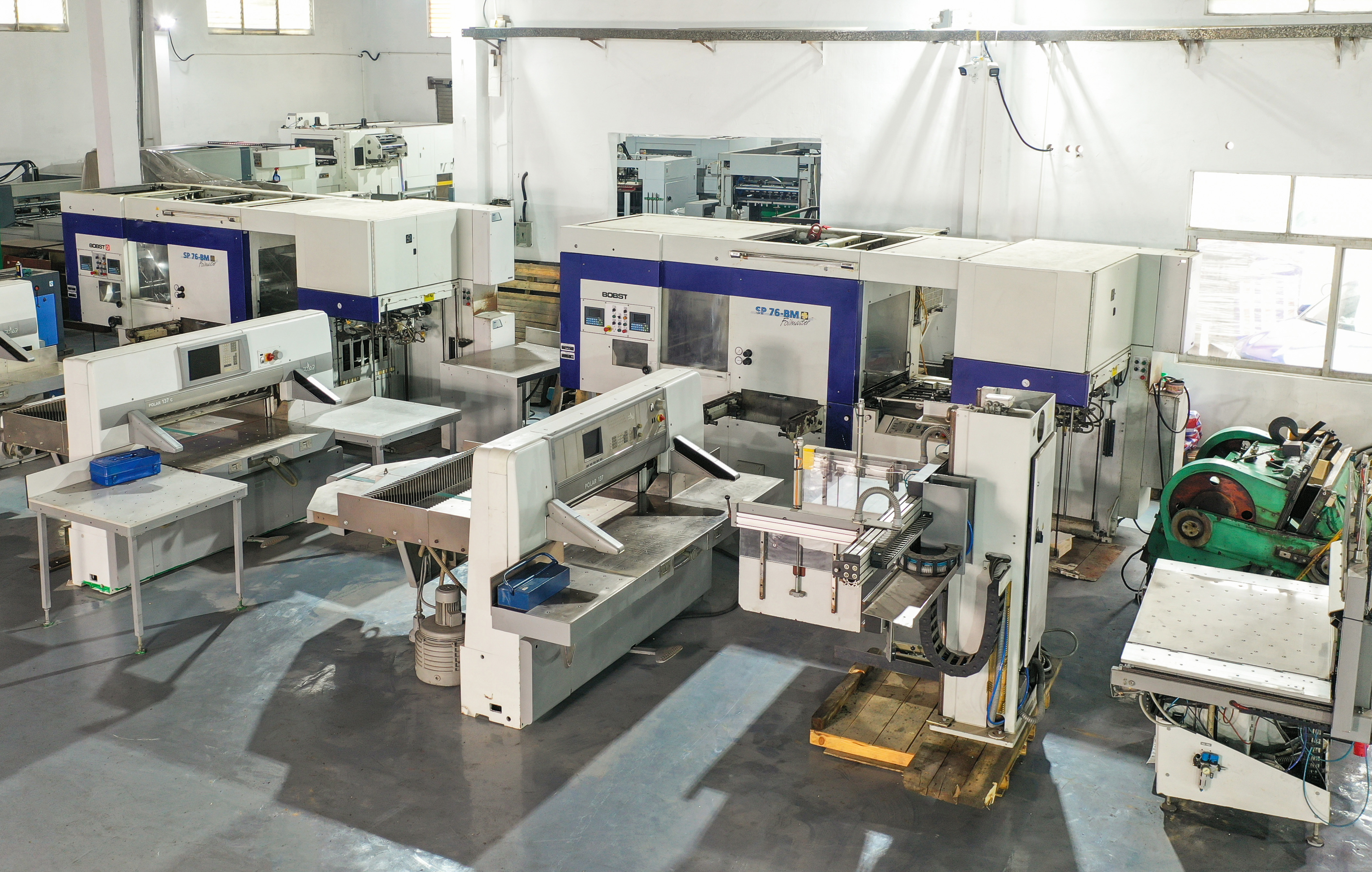 Used Automatic Industrial Guillotine Paper Cutting Machine Polar 115XC Weight 3500KG