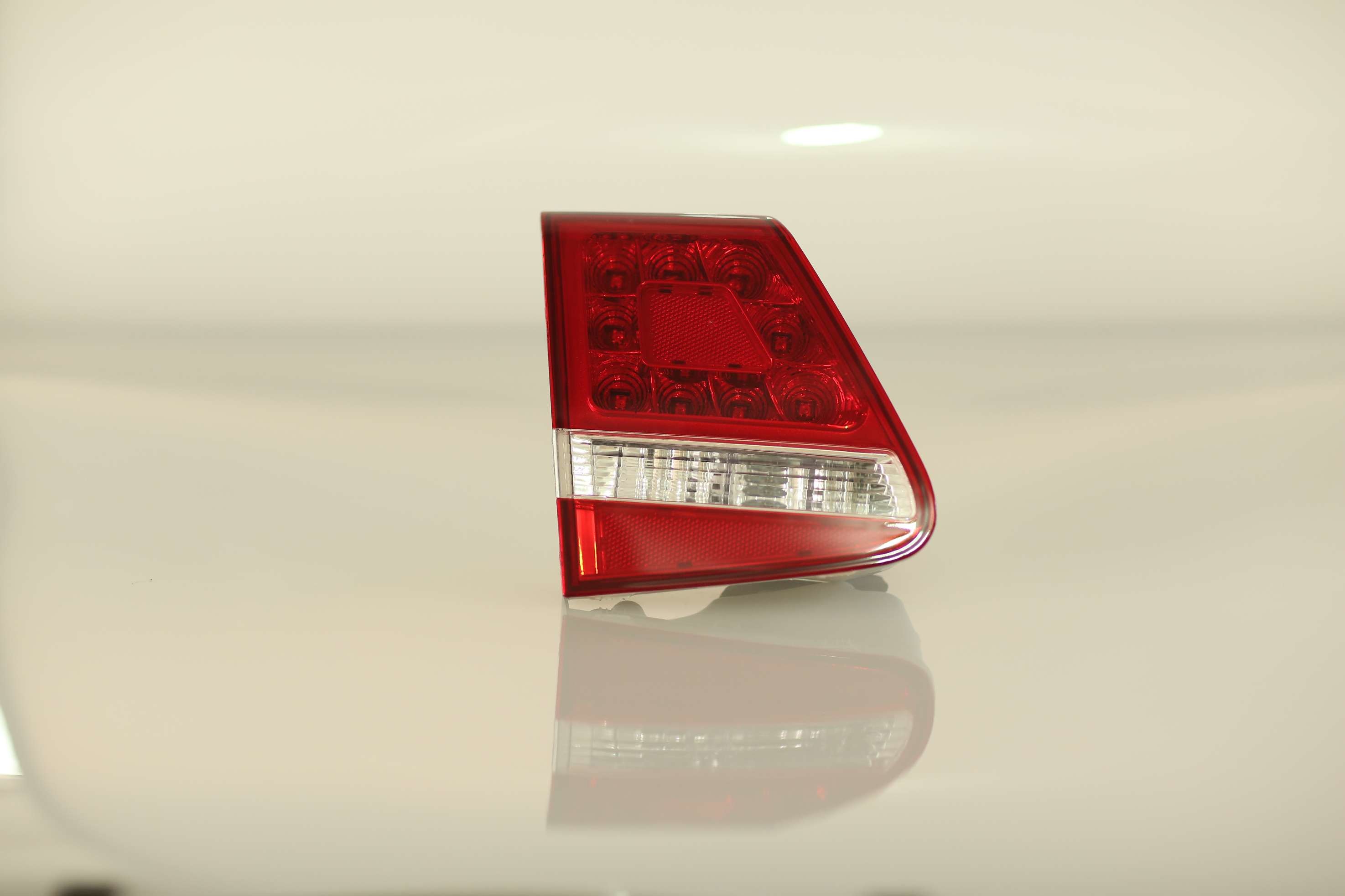 2010 2011 2012 2013 Vw Passat Tail Light Bulb Replacement 3BD 945 093C/094C