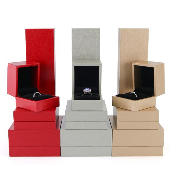 Customized Size Luxury Touch Cardboard Jewelry Packaging Box for Bracelet and