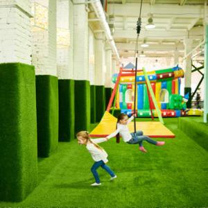 Wholesale Green Color Synthetic Artificial Grass Anti UV Anti Aging For Courtyard Garden from china suppliers