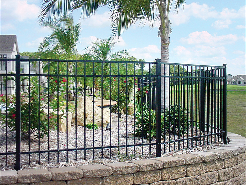 3mm Thickness 8foot Width Steel Tubular Fencing For Swimming Pool Security