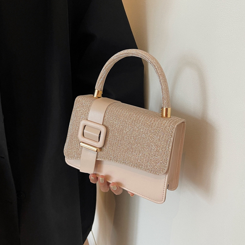 Korean Style PU Leather Woman Crossbody Bag with Polyester Lining and Single Strap