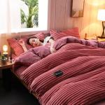 100% Polyester Fibre Winter Warm Flannel Velvet Fleece Queen King Size Bedding