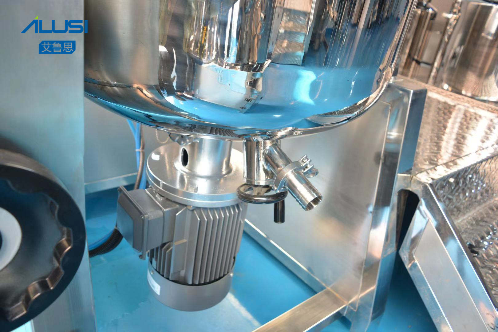380V 50Hz SS Vertical Blender Vacuum Homogenizing Emulsifier Mixing Machine