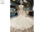 Off White Ladies Bridal Gown / Sleeveless Fishtail Wedding Gown Beaded Lace
