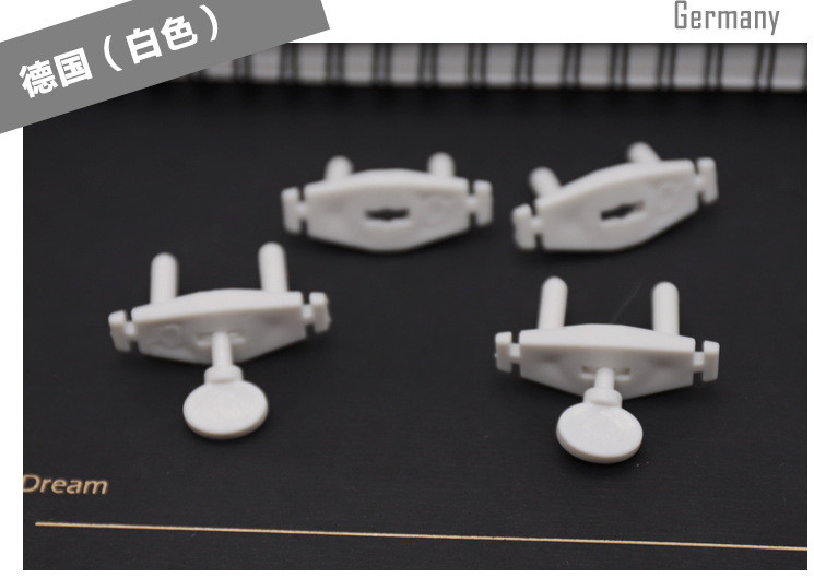 Plastic Electric Socket Plug Cover Safety Outlet Plug , Wall Outlet Safety Covers