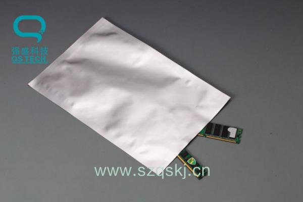 Non Toxic ESD Shielding Bag , Odour Free Anti Static Pe Bag With Heat Sealing