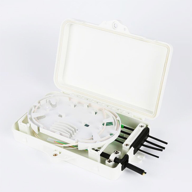 IP66 Waterproof Fiber Optic Termination Box 4 Port FTTH With SC/LC Connectors