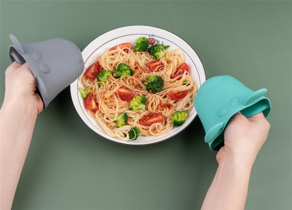 Mini Oven Mitts Gloves Heat Resistant SiliconeCooking Pinch Mitts Potholder Finger Pinch Grips Silicone Kitchen Utensil