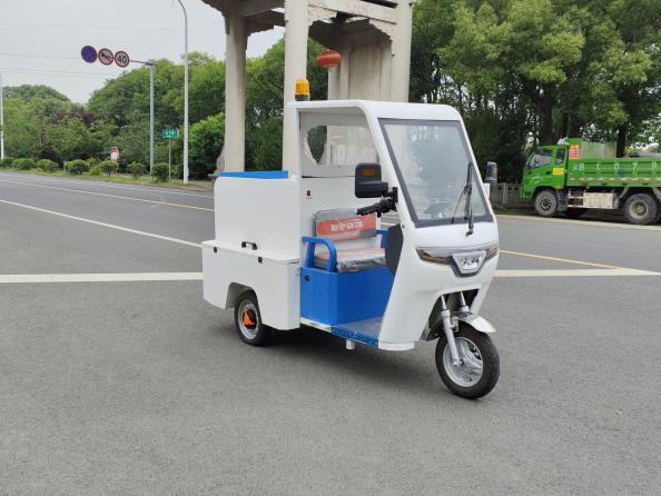 48V 800W Motor Power Electric Garbage Tricycle Versatile Efficient Cleaning
