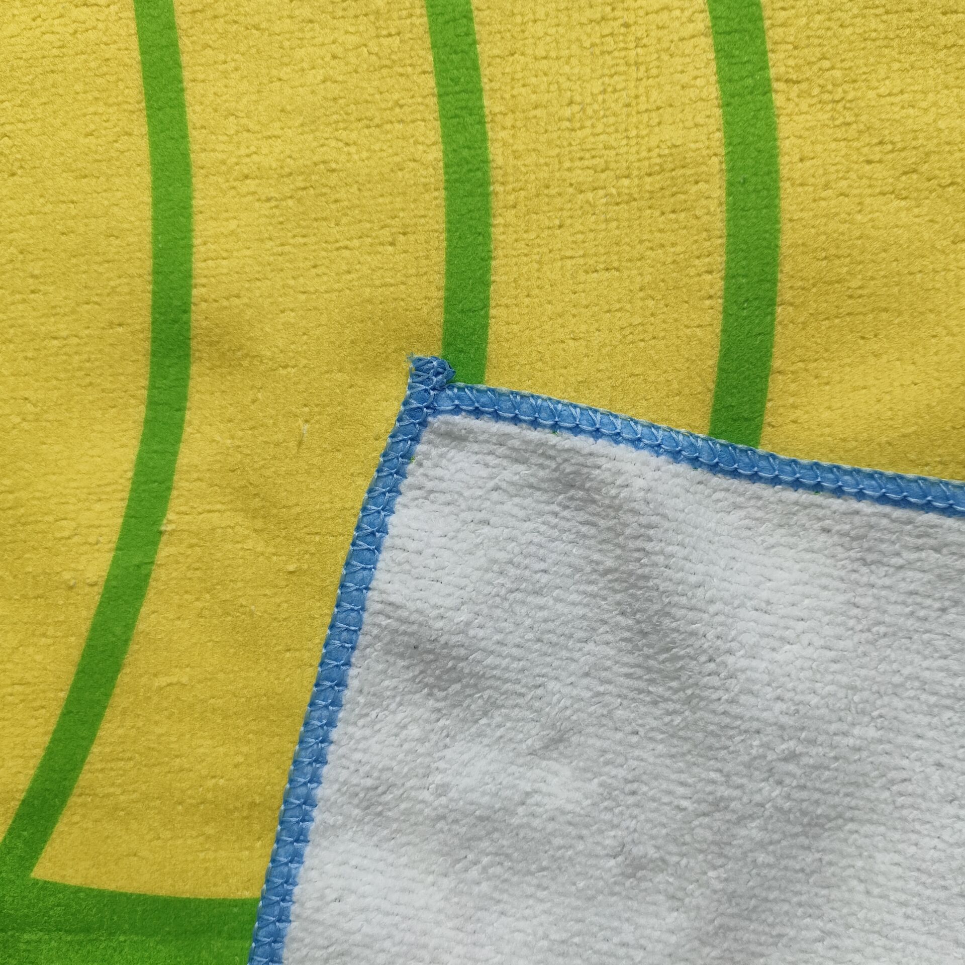 Hotsale microfiber custom poncho towel kids printing beach poncho kids cartoon beach towel