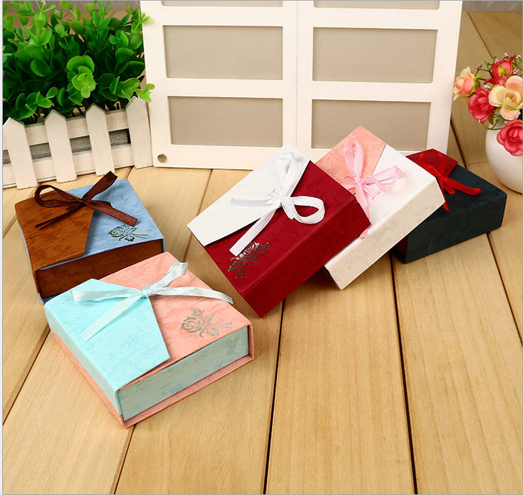 High end luxury customized cardboard paper gift packaging box jewelry paper box with ribbon