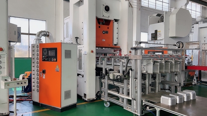 H Frame Mitsubishi Automatic Feeding System Aluminum Foil Container Making Machine LK-T80