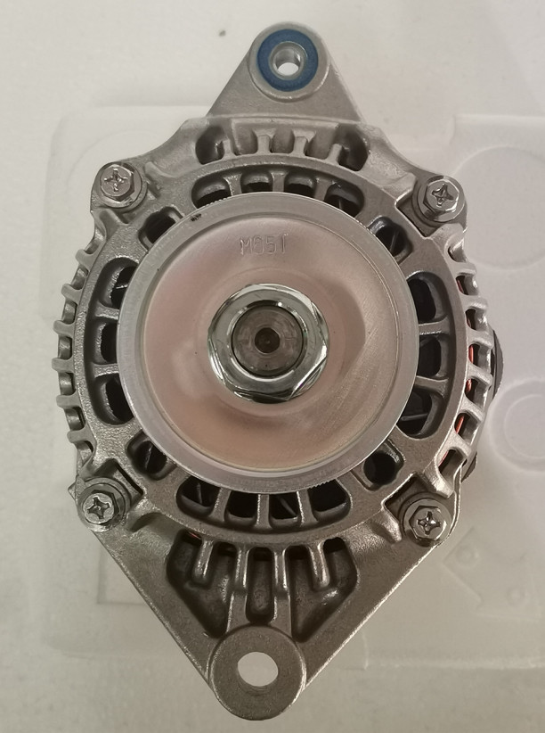 A7T02071C 31A68-00402 Automotive Alternator 31A68-00300 31A68-00301 For Mitsubishi S3L S4E Engine