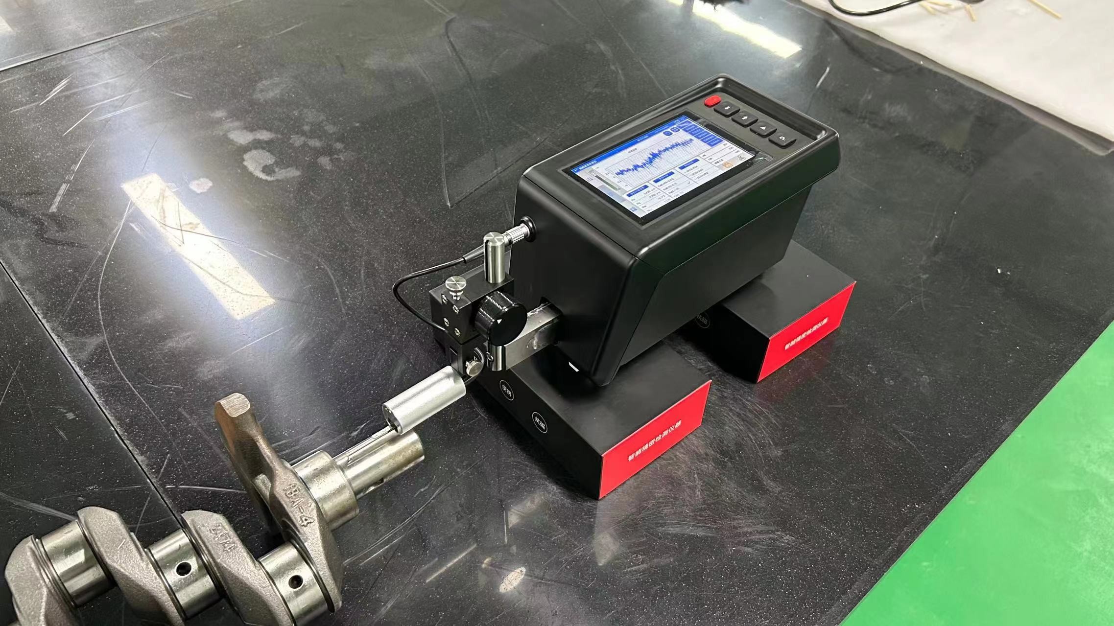 SRT-7300 Multi Purpose Portable Roughness Waviness Profile Measuring Tester