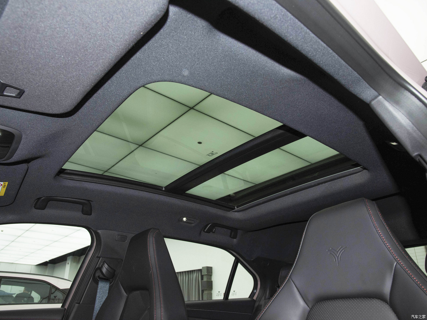 2023 Neta X Sedan Sport EV Ca nezha X Tide Lite 5-Door 5-Seater SUV with Ternary Lithium Energy Vehicle and Performance
