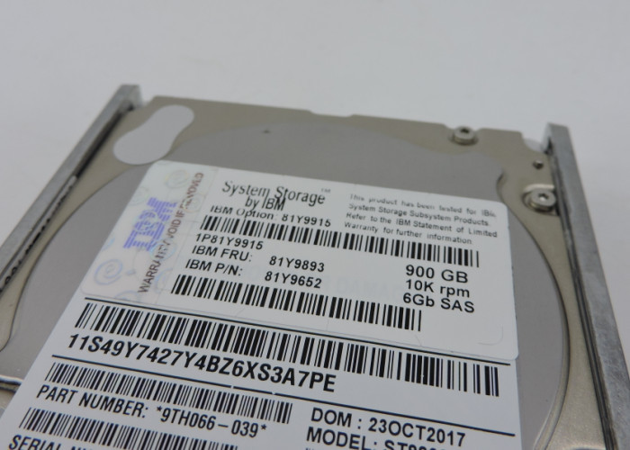 IBM Hard Disk 81Y9915 81Y9893 81Y9652 900G 10K SAS DS3524 1 year warranty