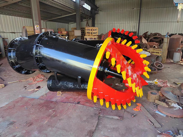 48M Spud Length WN650 Sand Dredging Equipment For 14 M Sand Dredging In River YSCSD650