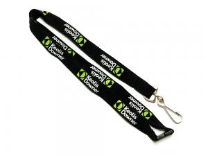 China Low Minimum Order Custom Polyester Lanyards Simple Colors Fashion Style on sale