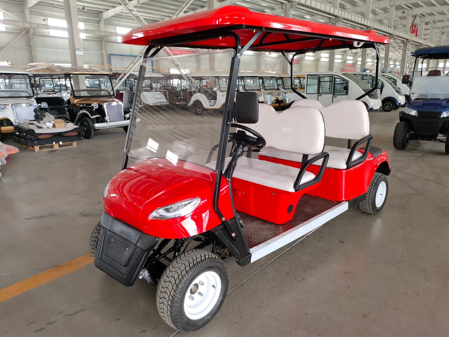 Cost-Effective Four-Seater Forward-Facing Electric Golf Cart With Customizable Colors Lead-Acid Battery And LED Lights