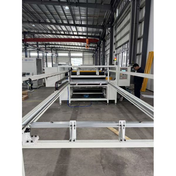 Honeycomb Core Stretching CNC Cutting Machine 3 - 10m/min