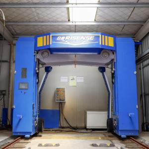 Wholesale Double Arm Full Automatic Touchless Brushless Car Washing Equipment from china suppliers