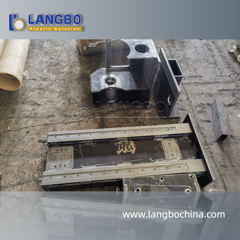 PVC Pipe Belling Machine Multi Size Pipe Processing Socket Forming System