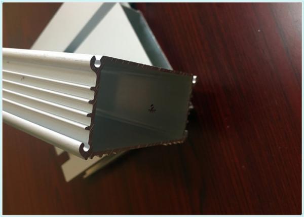 Quality Acid Resistant Anodized Aluminum Profiles Smooth Edges For Trains Machinery for sale