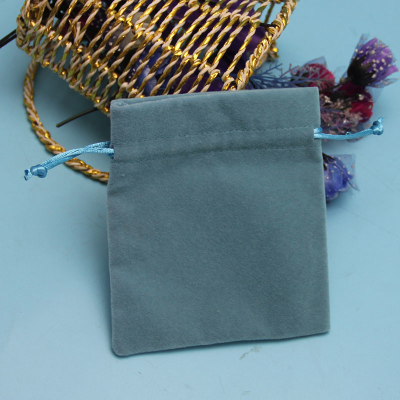 Casual Short Plush Drawstring Jewelry Bag Solid Pattern Easily Opened / Closed
