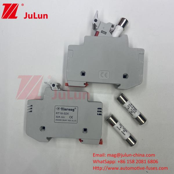 30kA DC Rated Solar Fuse For Photovoltaic BusS 1000V Fuse Base Suit 10 * 38 Fuse