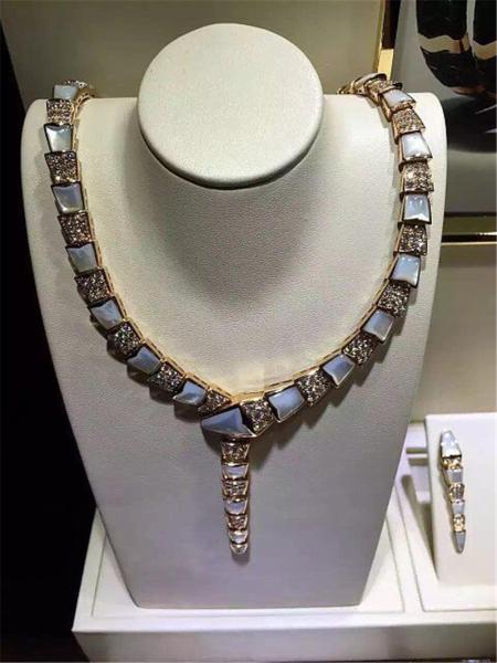 Luxury jewelry B Serpenti series necklace 18k gold white gold yellow gold rose