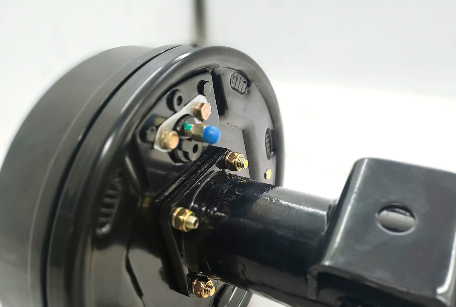 Directly from DAYANG 's in 220 Drum Oil Brake Rear Axle for Tricycle Spare Parts
