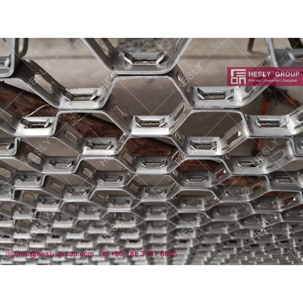 hex steel mesh with prongs