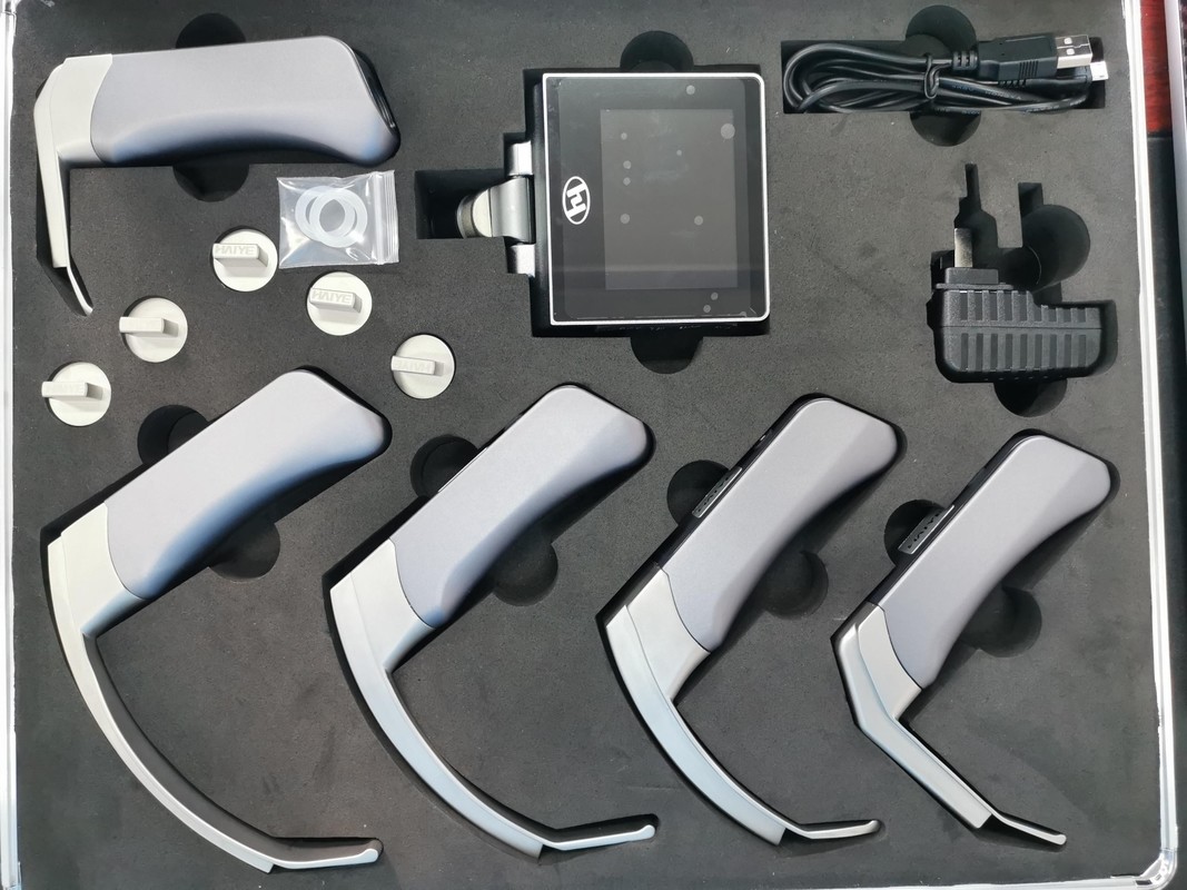 HD 5 Blades Reusable Video Laryngoscope 960X480 Intubation Devices Resolution