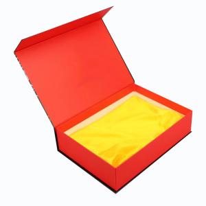 Wholesale Recyclable CMYK/PANTONE Printing Red Magnetic Box Gift Set for End Luxury Packaging from china suppliers