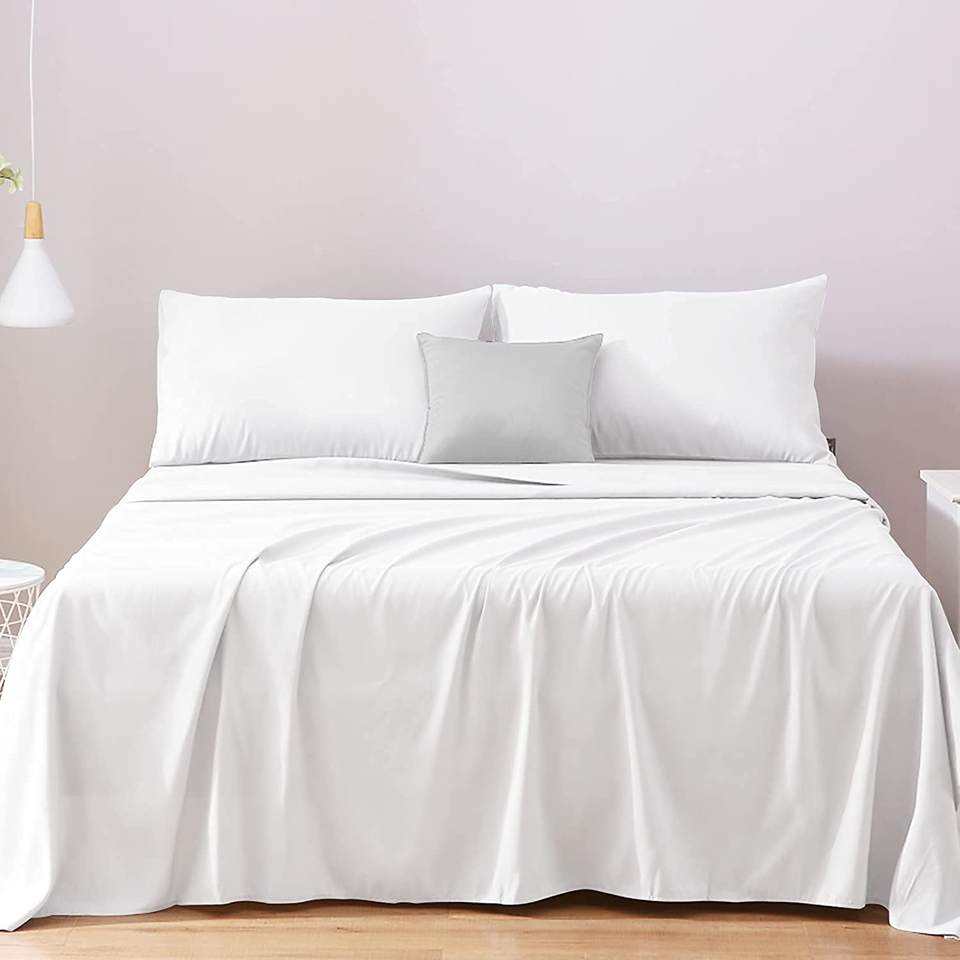 32 Fabric Count Microfiber Sheets Set with Duvet Cover Fitted Sheet and 2 Pillowcases