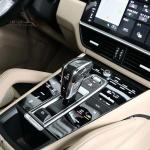 Premium Interior Car Carbon Fiber Gear Handle Car Shift Knob For Porsche Cayenne