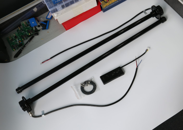CLS2 GPS Fuel Sensor 0-5V RS232 Output From 20cm to 70CM black 8 Meter Cable