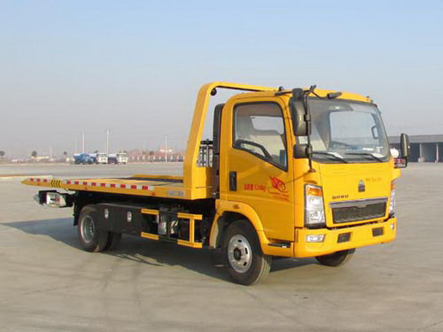 4x2 6TIRES EuroII 3-5tons Light Duty Wrecker Tow Truck For Broke Car Drag & Transfer With Cummims Engine